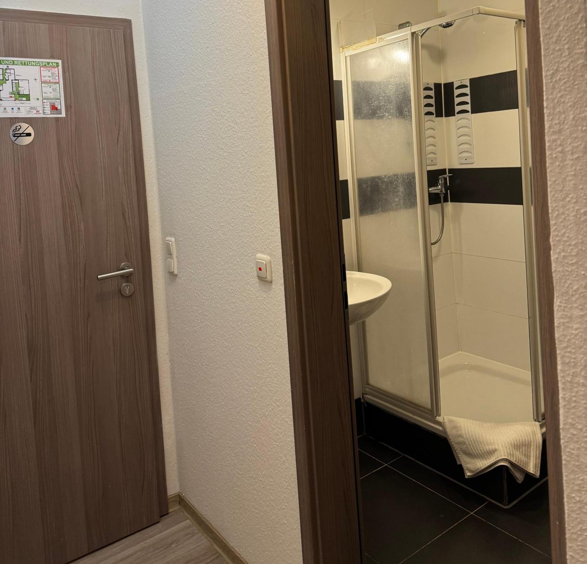 Hotel-Pension Alt-Heidenberg سيغن المظهر الخارجي الصورة